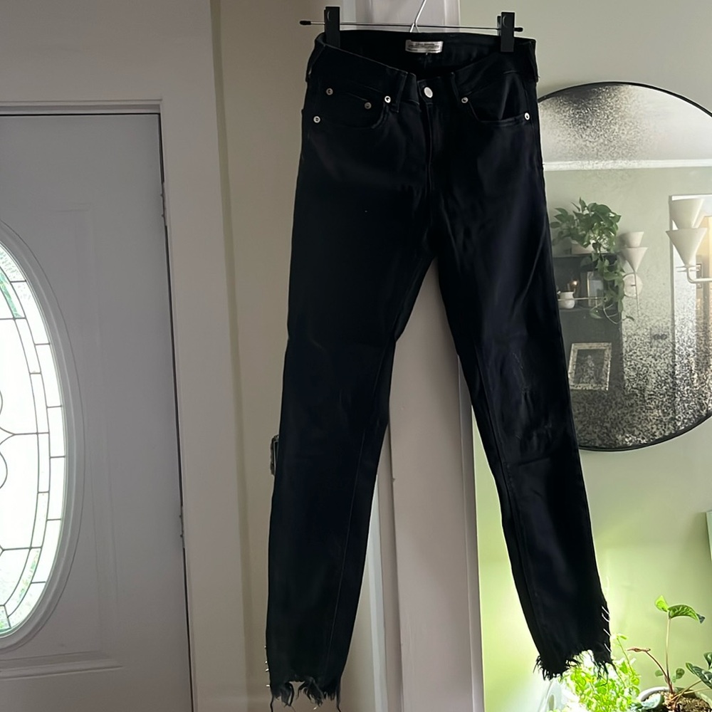 Zara Cropped Black Jeans